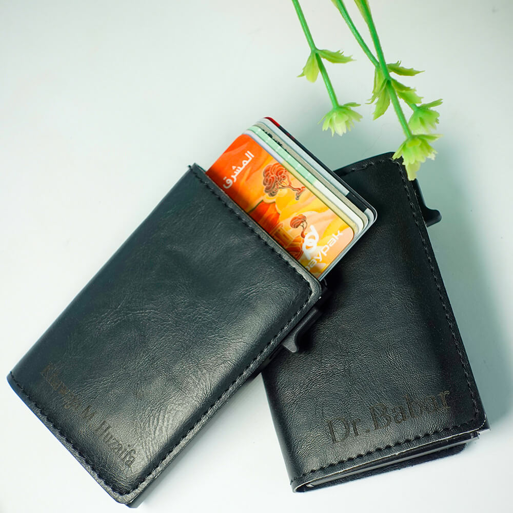Pop-up Wallet With Magnetic Closing, RFID & Air Tag Slot – MugArt